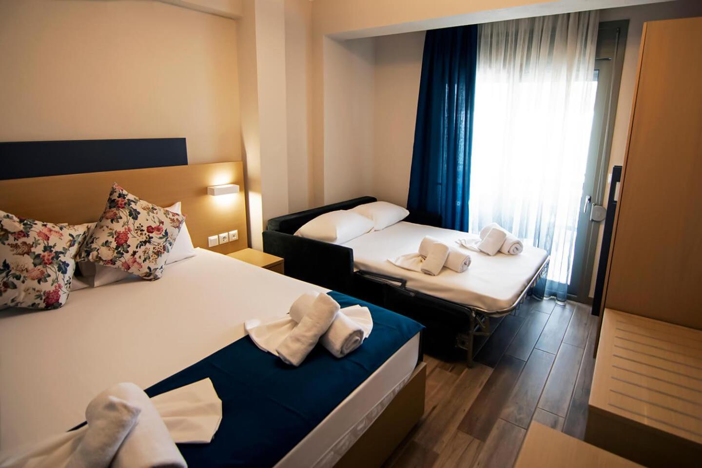 Ippokampos Holidays Apartment เนอาวรัสนา ภายนอก รูปภาพ