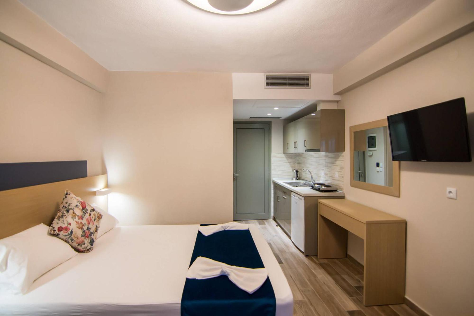Ippokampos Holidays Apartment เนอาวรัสนา ภายนอก รูปภาพ