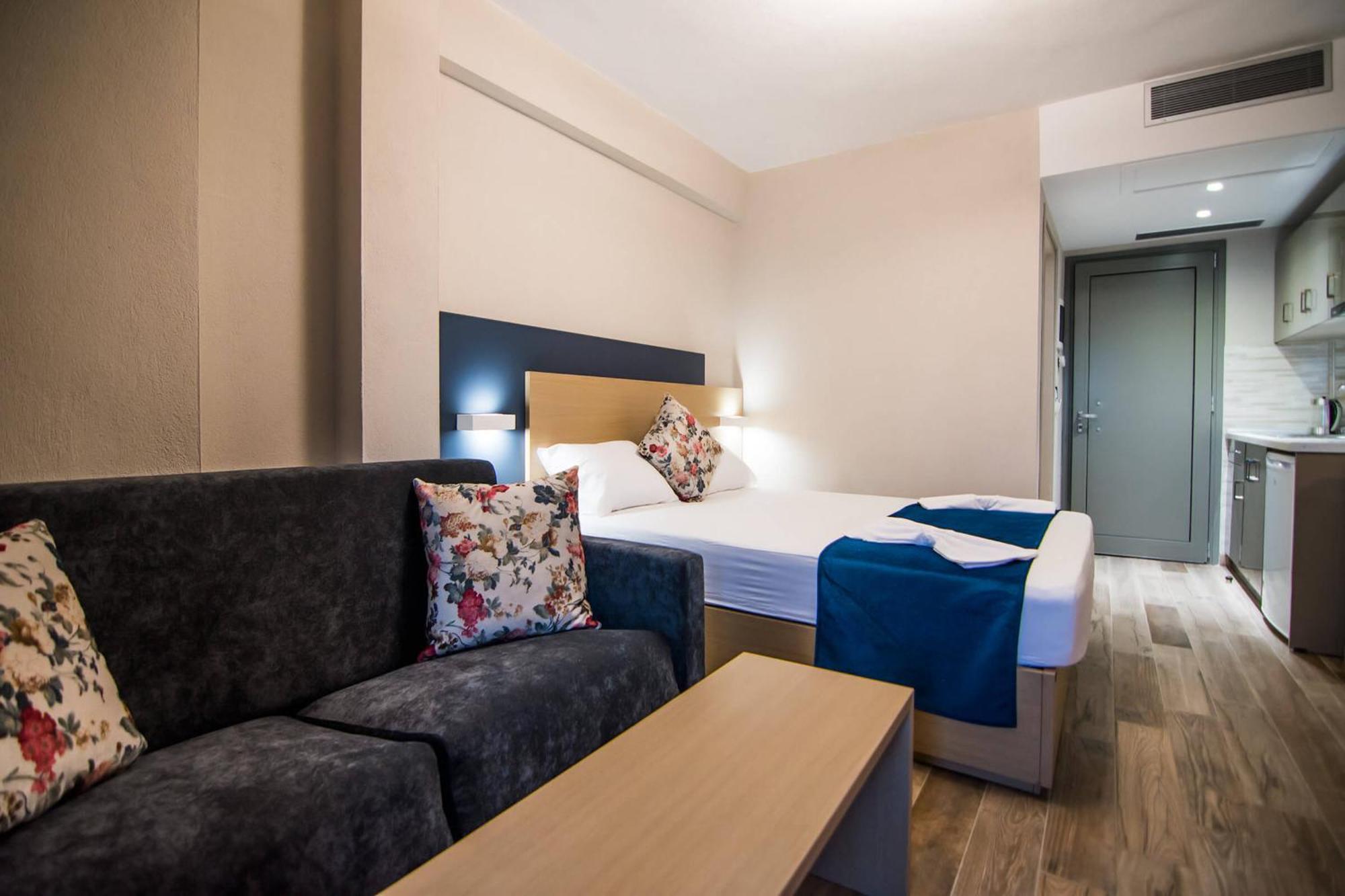 Ippokampos Holidays Apartment เนอาวรัสนา ภายนอก รูปภาพ