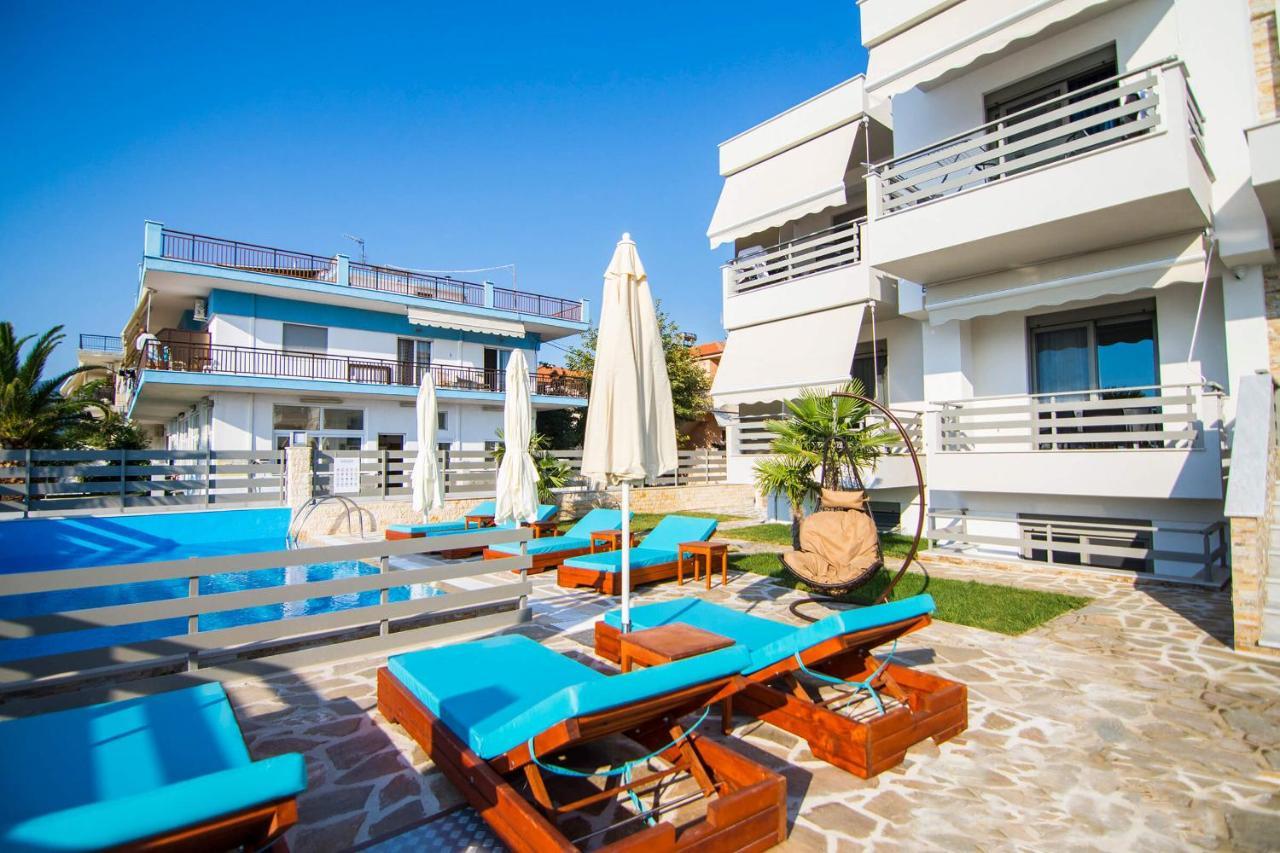 Ippokampos Holidays Apartment เนอาวรัสนา ภายนอก รูปภาพ