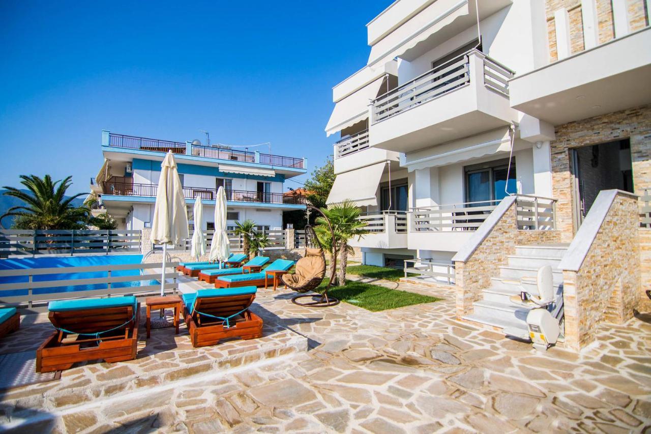 Ippokampos Holidays Apartment เนอาวรัสนา ภายนอก รูปภาพ